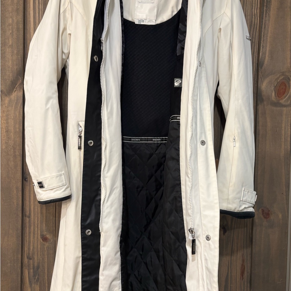 Descente Jacket - Picture 8 of 16